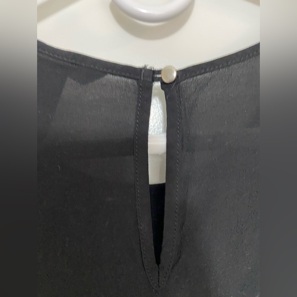 H&M BLACK SLEEVELESS PEPLUM TOP - Picture 4 of 9